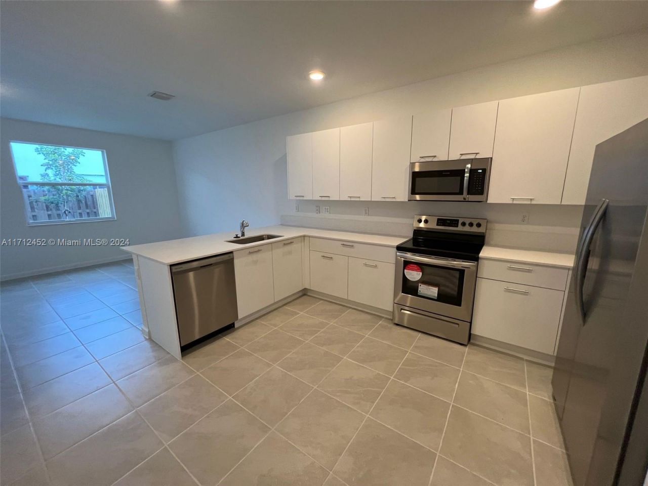 12628 NW 23rd Pl, Unit 12628, Miami, FL 33167 Photo