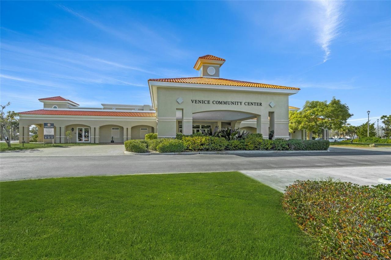 141 N Casey Key Road, Osprey, FL 34229 Photo