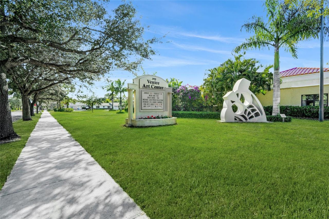 141 N Casey Key Road, Osprey, FL 34229 Photo