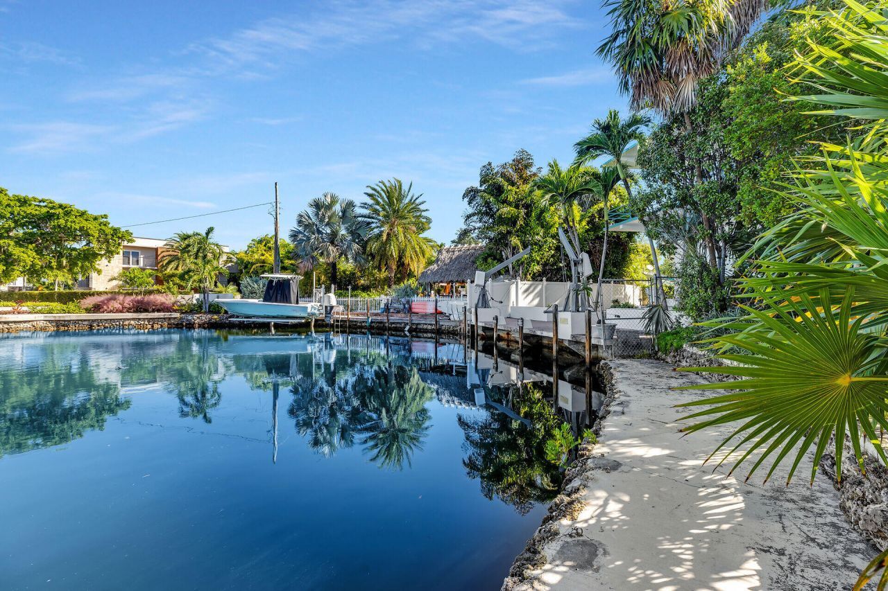 228 & 230 Apache Street, Tavernier, FL 33070 Photo