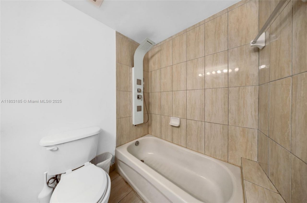1750 N Bayshore Dr, Unit 3308, Miami, FL 33132 Photo