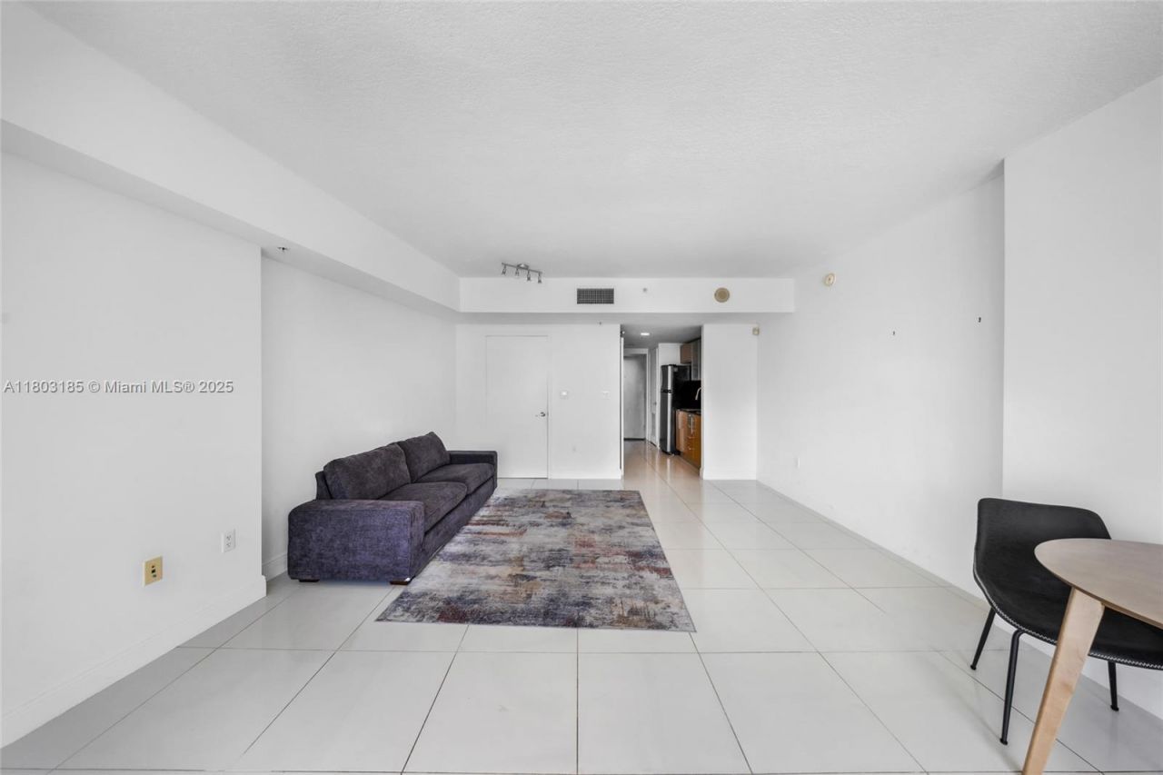 1750 N Bayshore Dr, Unit 3308, Miami, FL 33132 Photo