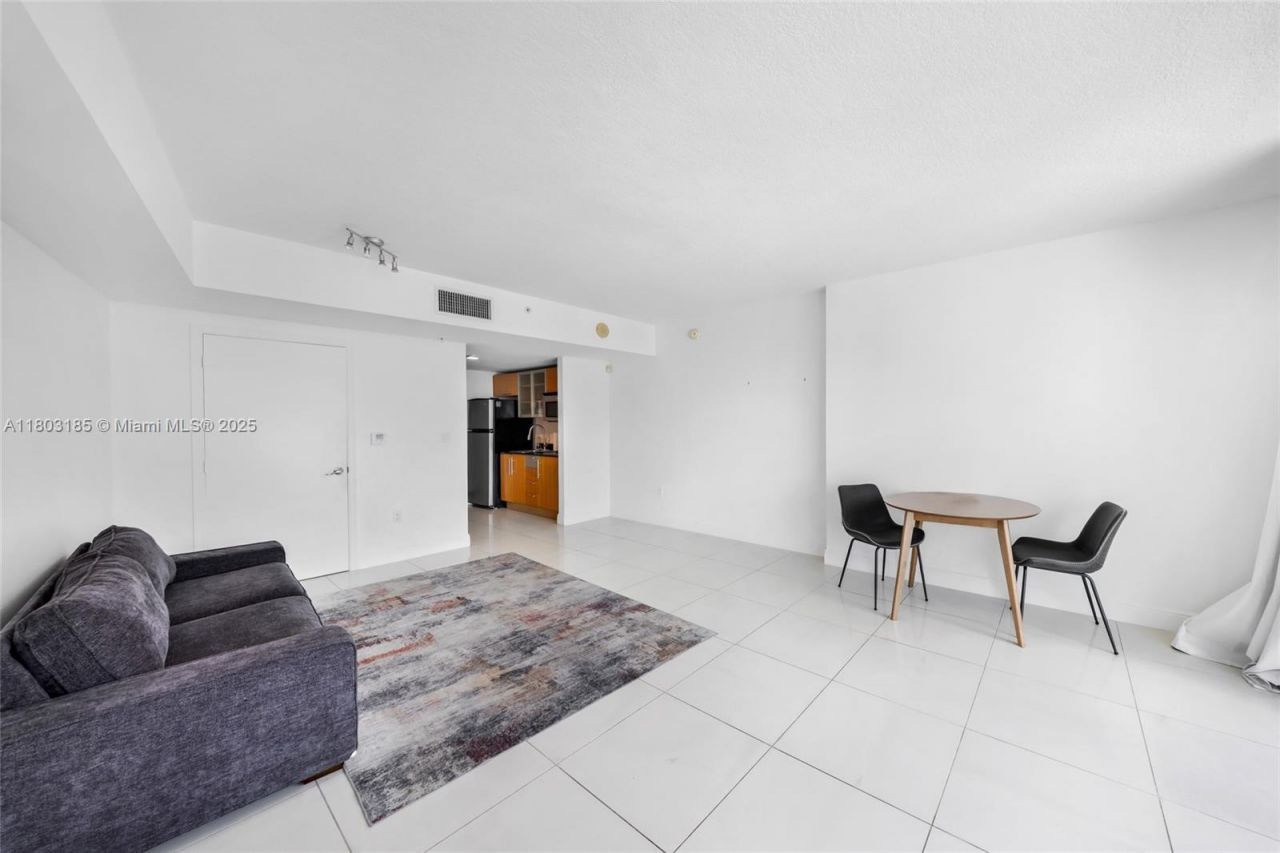 1750 N Bayshore Dr, Unit 3308, Miami, FL 33132 Photo