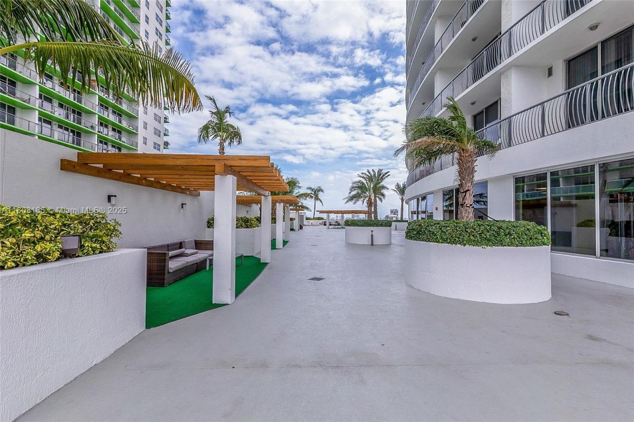 1750 N Bayshore Dr, Unit 3308, Miami, FL 33132 Photo