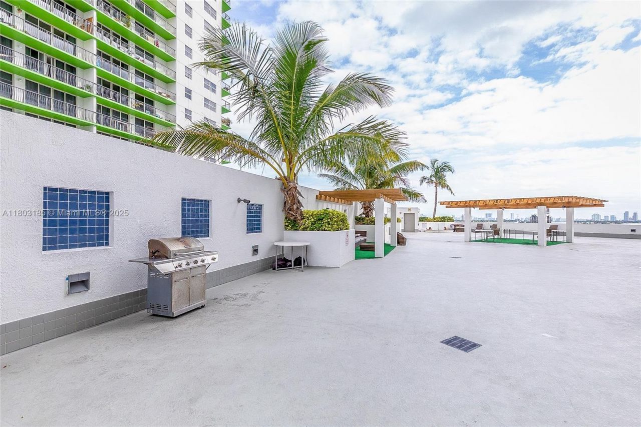1750 N Bayshore Dr, Unit 3308, Miami, FL 33132 Photo