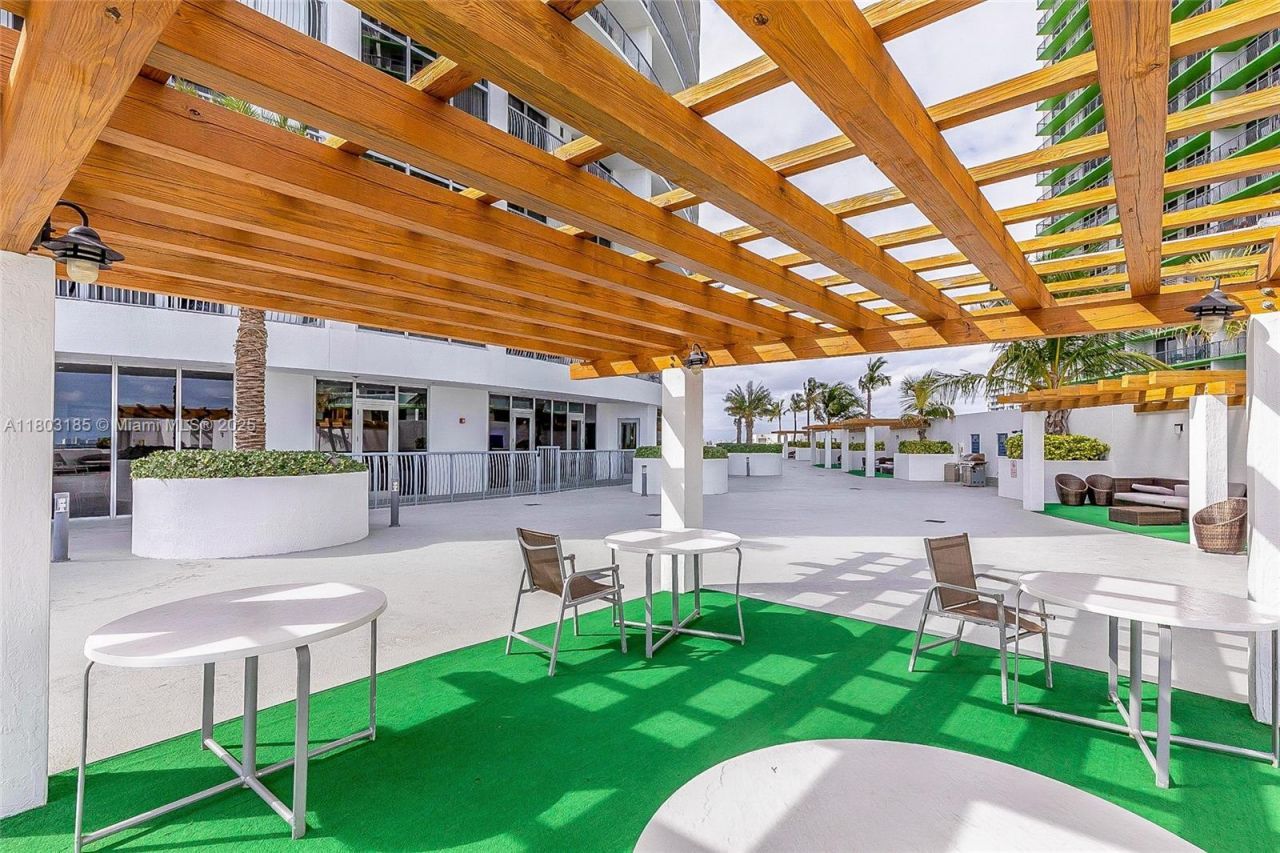 1750 N Bayshore Dr, Unit 3308, Miami, FL 33132 Photo