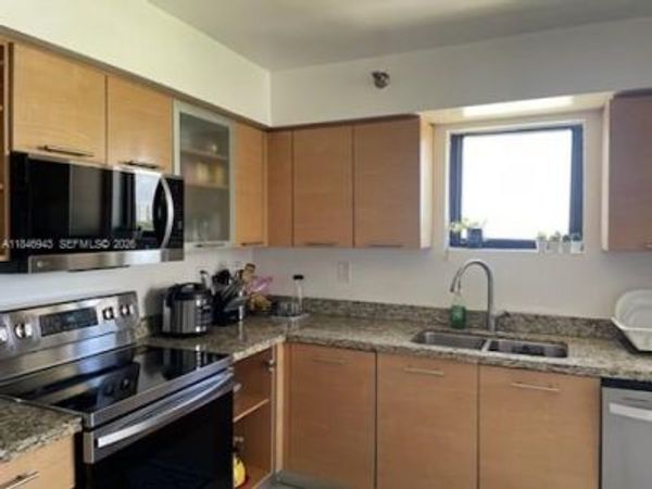 3300 NE 191st St, Unit 707, Aventura, FL 33180