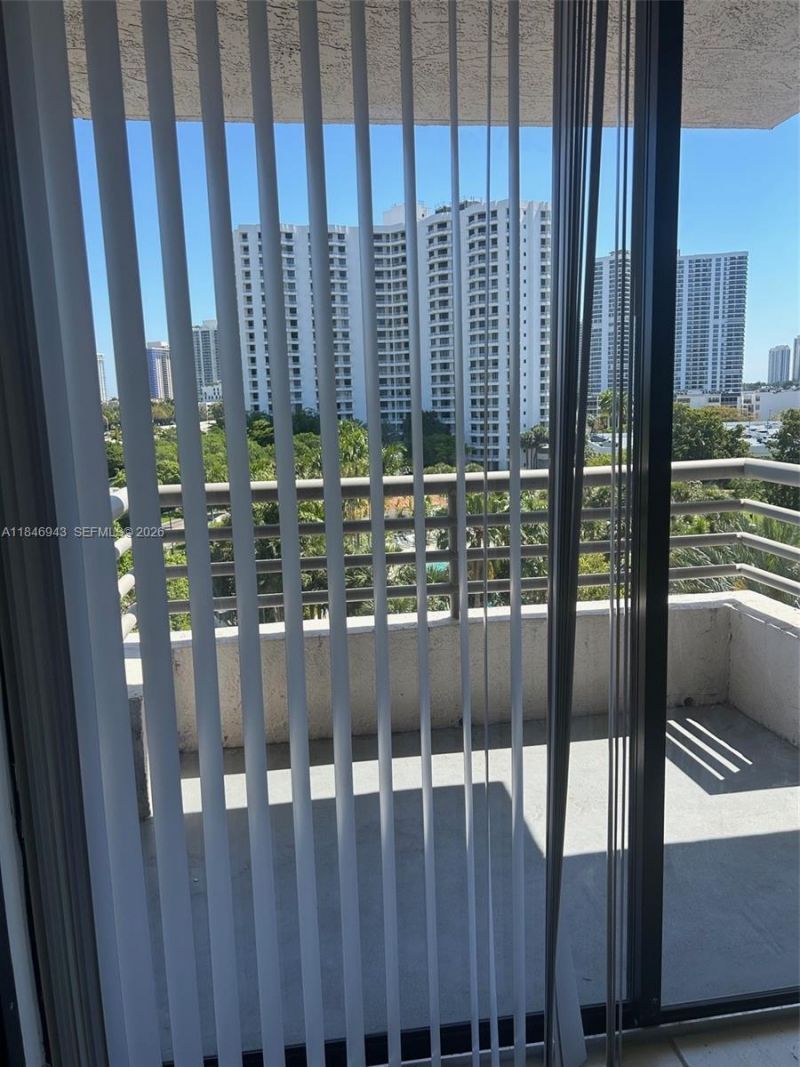 3300 NE 191st St, Unit 707, Aventura, FL 33180 Photo