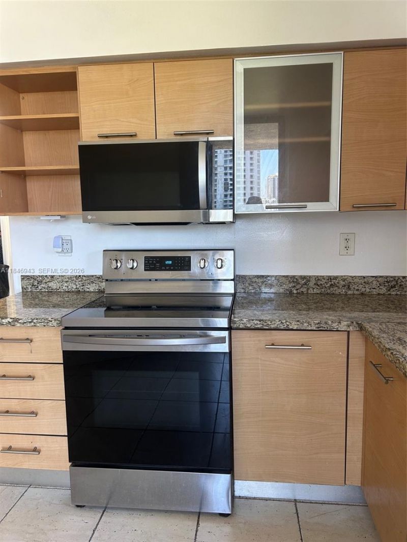 3300 NE 191st St, Unit 707, Aventura, FL 33180 Photo