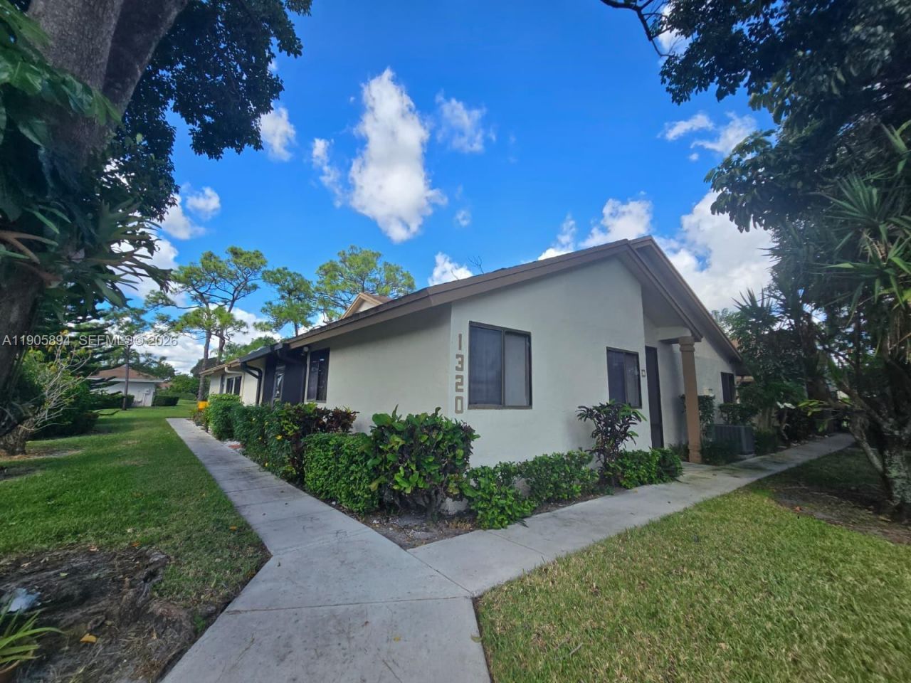 1320 NW 29th Ave, Unit C, Delray Beach, FL 33445 Main Photo
