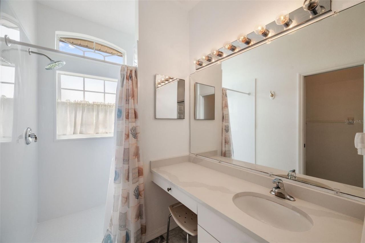 6400 46th Avenue N, Unit 36, Kenneth City, FL 33709 Photo