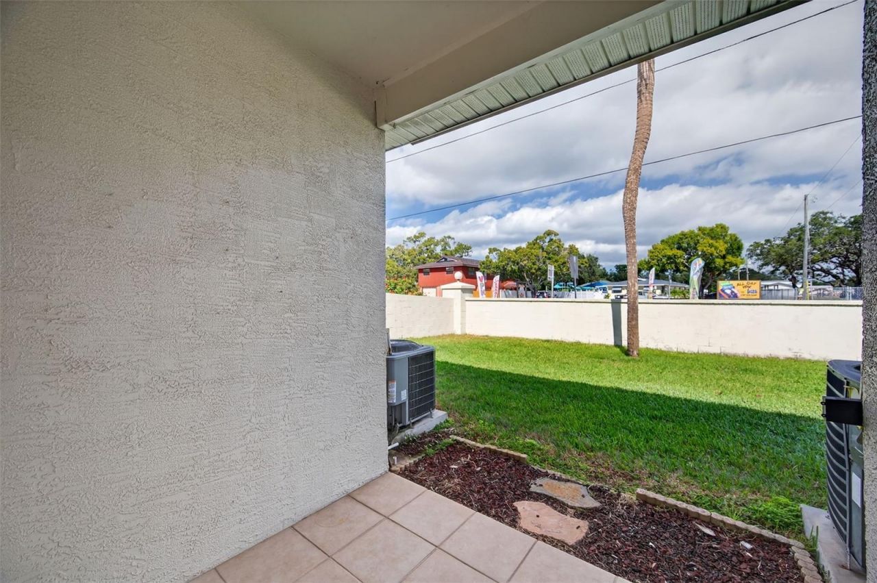 6400 46th Avenue N, Unit 36, Kenneth City, FL 33709 Photo