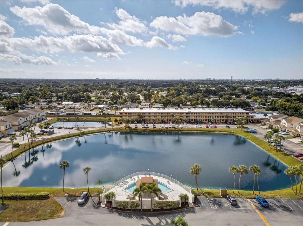 6400 46th Avenue N, Unit 36, Kenneth City, FL 33709 Photo