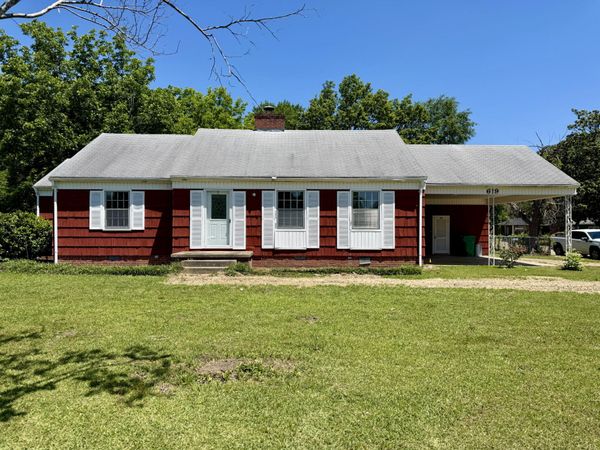 619 Alabama St, Columbus, MS 39702
