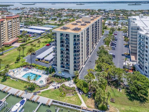 690 ISLAND WAY, Unit 1112, CLEARWATER BEACH, FL 33767