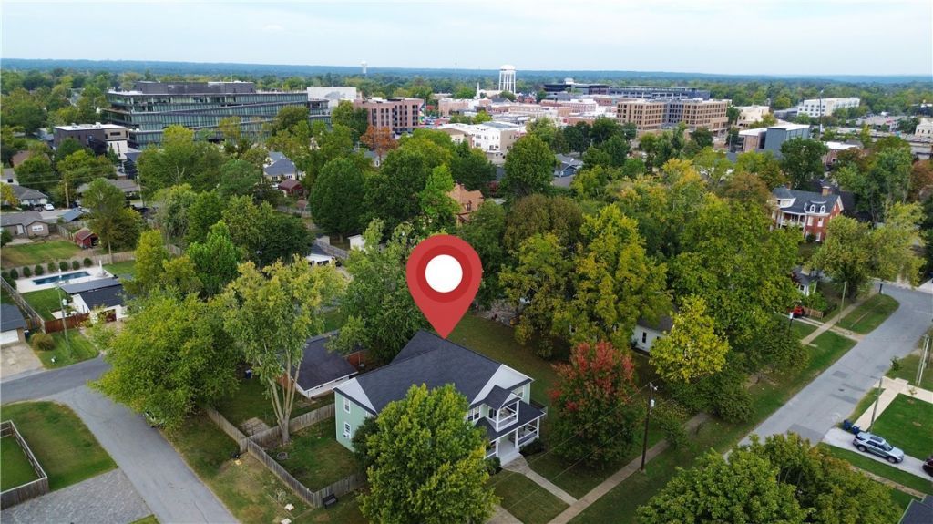 310 SE C Street, Bentonville, AR 72712 Main Photo