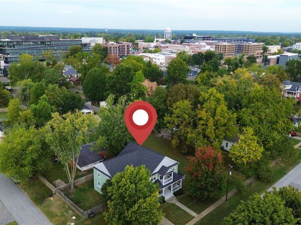 310 SE C Street, Bentonville, AR 72712