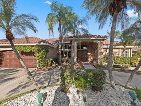 525 Stonemont Lane, Weston, FL 33326