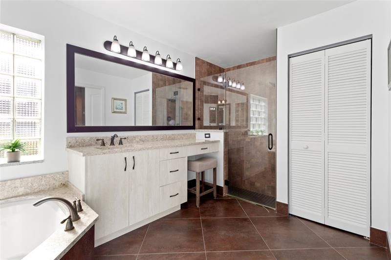 525 Stonemont Lane, Weston, FL 33326 Photo