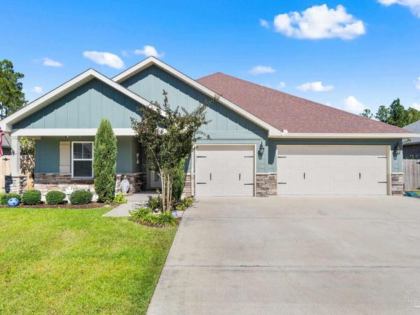 7986 Majestic Cypress Dr, Milton, FL 32583