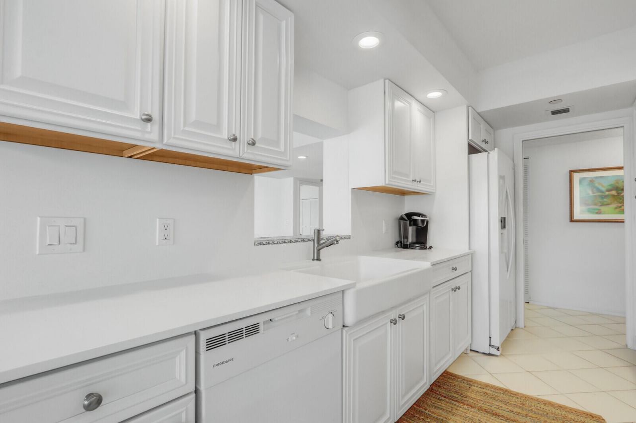 4100 N Ocean Drive, Unit 1501, Singer Island, FL 33404 Photo