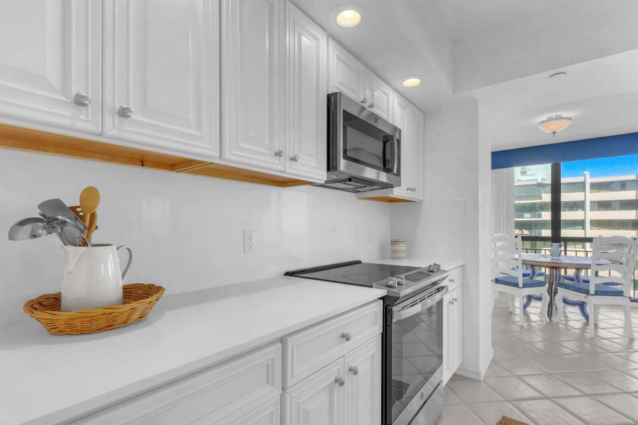 4100 N Ocean Drive, Unit 1501, Singer Island, FL 33404 Photo