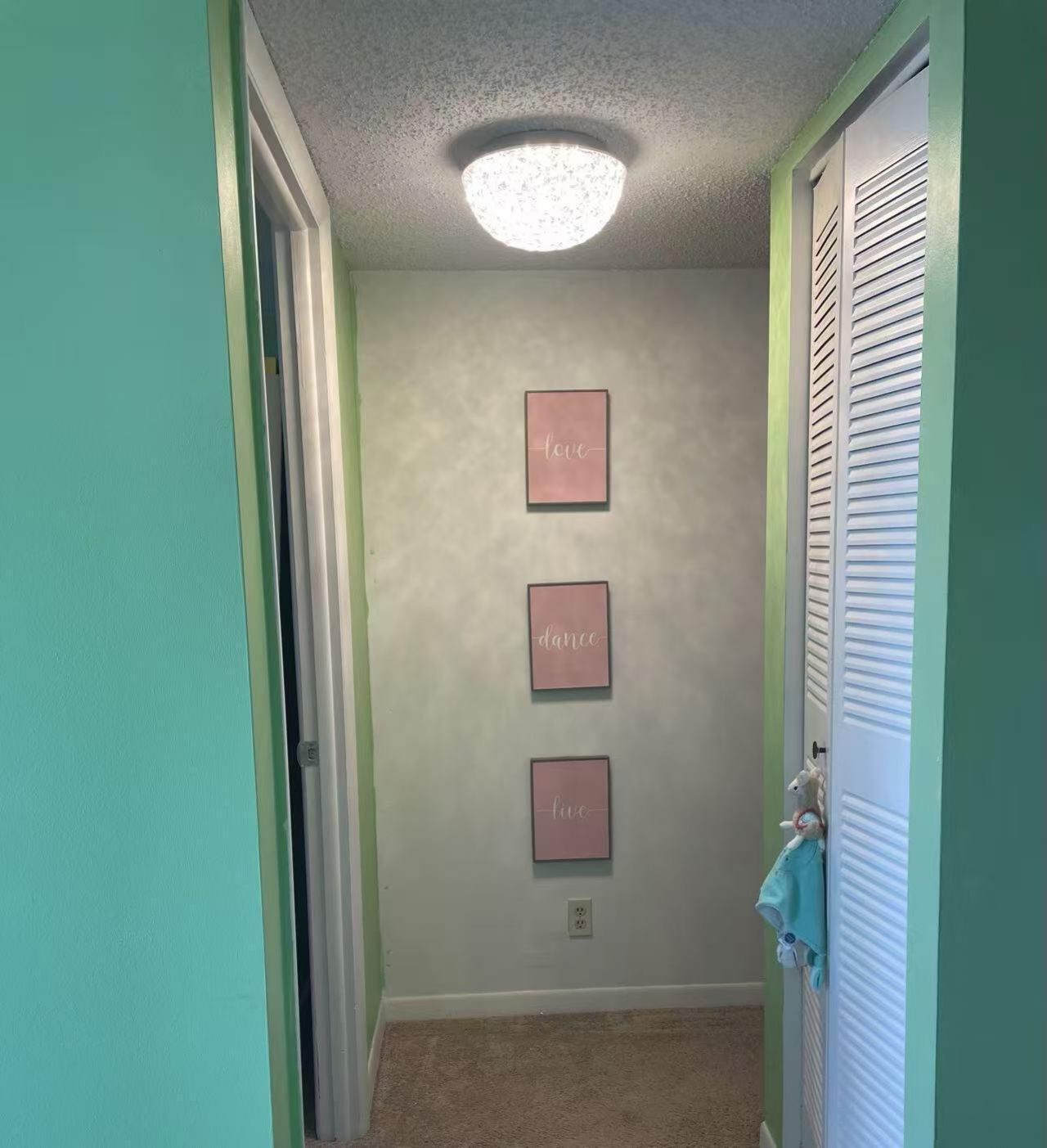 500 Executive Center Drive, Unit 3-F, West Palm Beach, FL 33401 Photo