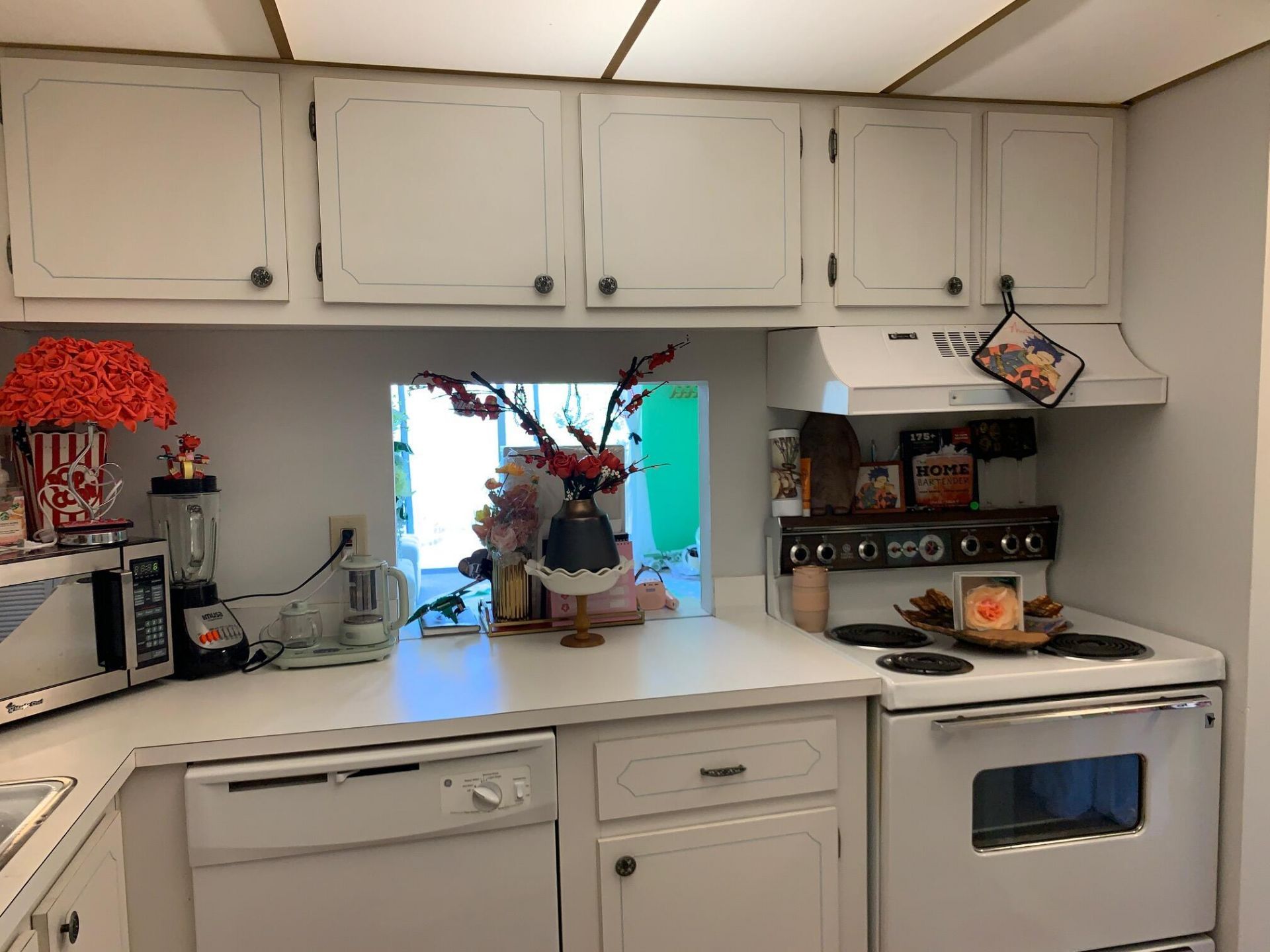 500 Executive Center Drive, Unit 3-F, West Palm Beach, FL 33401 Photo