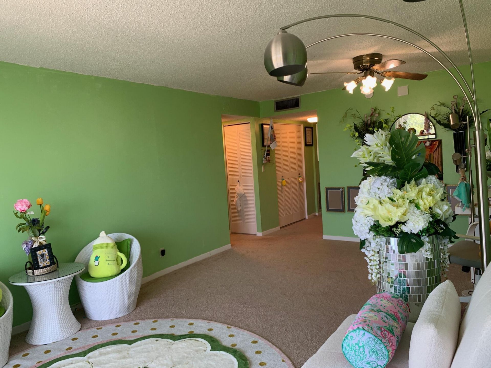 500 Executive Center Drive, Unit 3-F, West Palm Beach, FL 33401 Photo