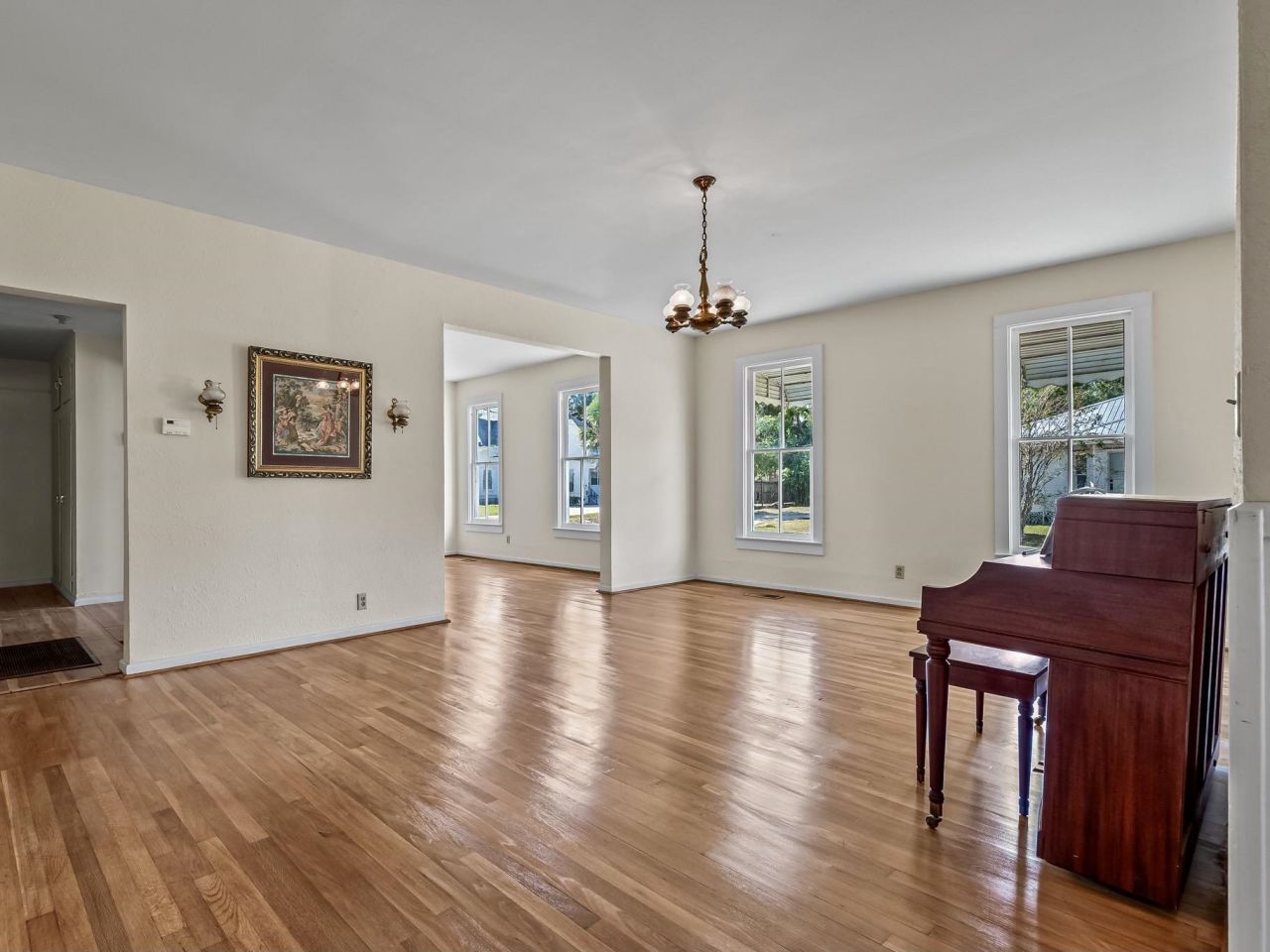 415 W Main Street, Perry, FL 32347 Photo