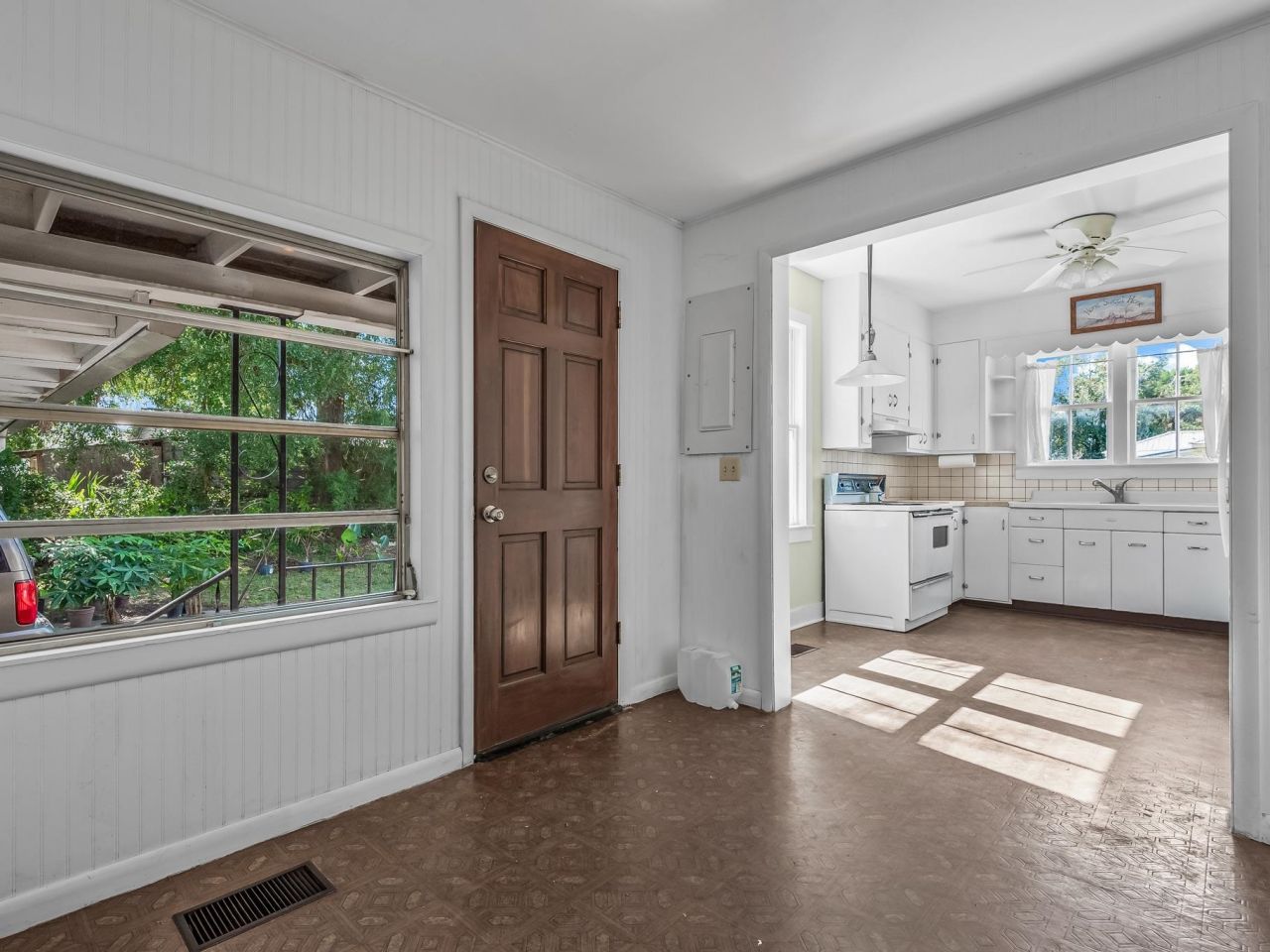 415 W Main Street, Perry, FL 32347 Photo