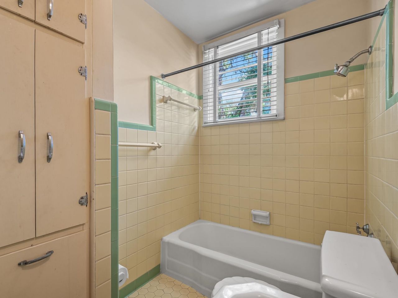 415 W Main Street, Perry, FL 32347 Photo