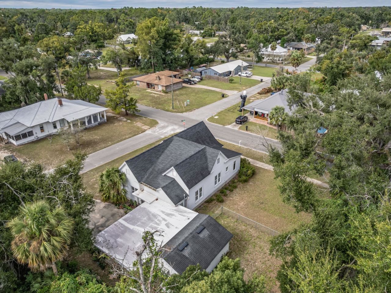 415 W Main Street, Perry, FL 32347 Photo