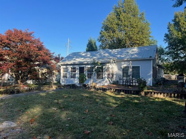 125 E Johnson Street, Vandalia, IL 62471