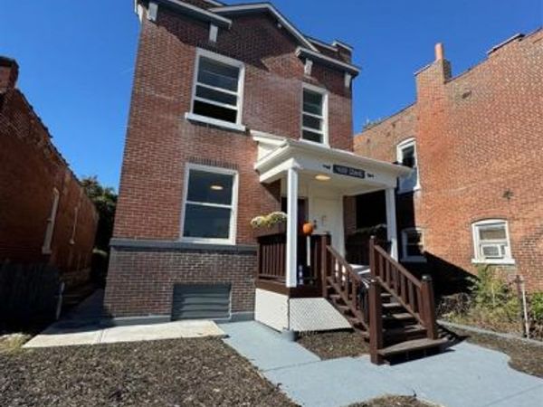 4509 Idaho Avenue, St Louis, MO 63111
