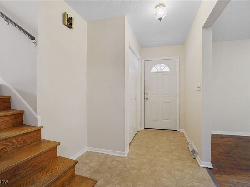 295 Franklin Drive, Tallmadge, OH 44278 Photo 10