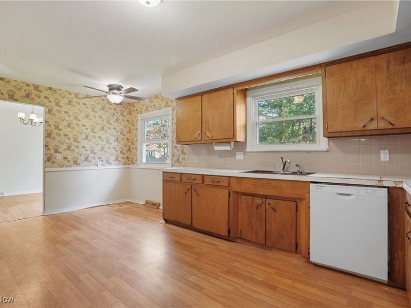 295 Franklin Drive, Tallmadge, OH 44278 Photo 14