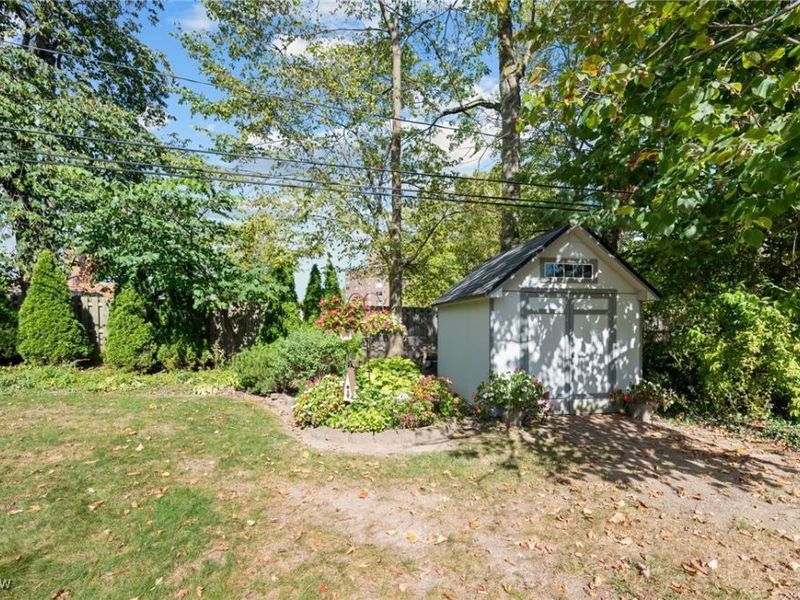 6807 Larchmont Drive, Cleveland, OH 44124 Photo 39