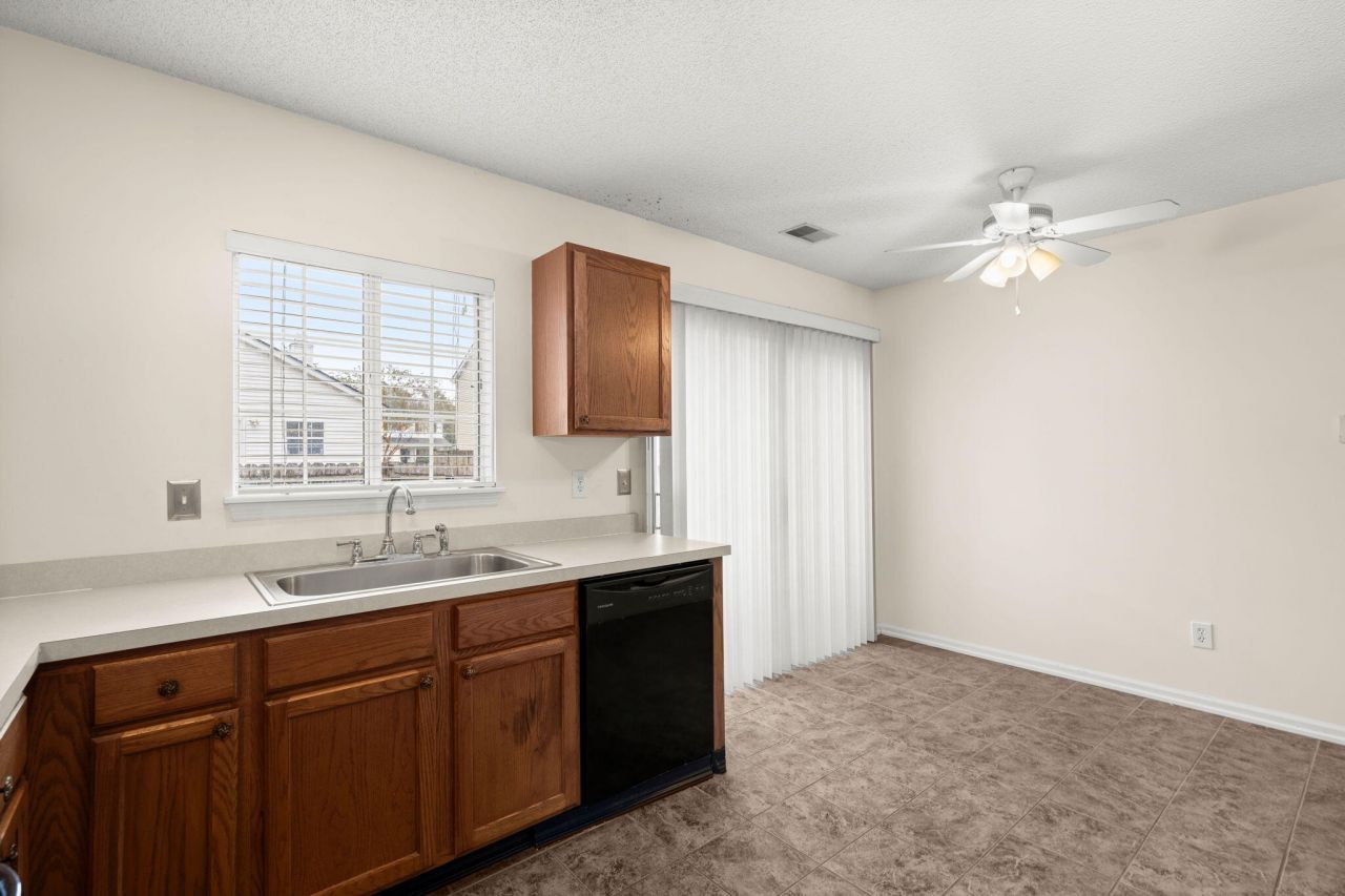 7954 Long Shadow Lane Photo 14