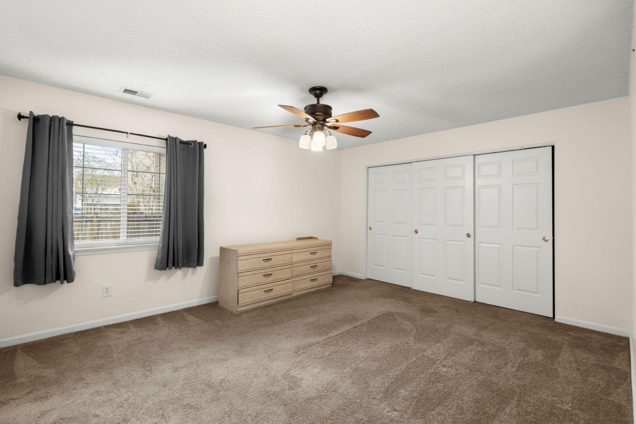 7954 Long Shadow Lane Photo 20