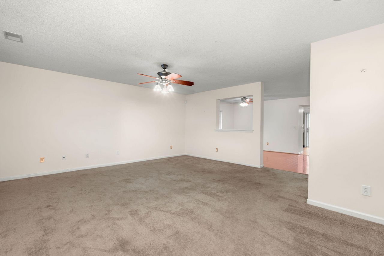 7954 Long Shadow Lane Photo 6