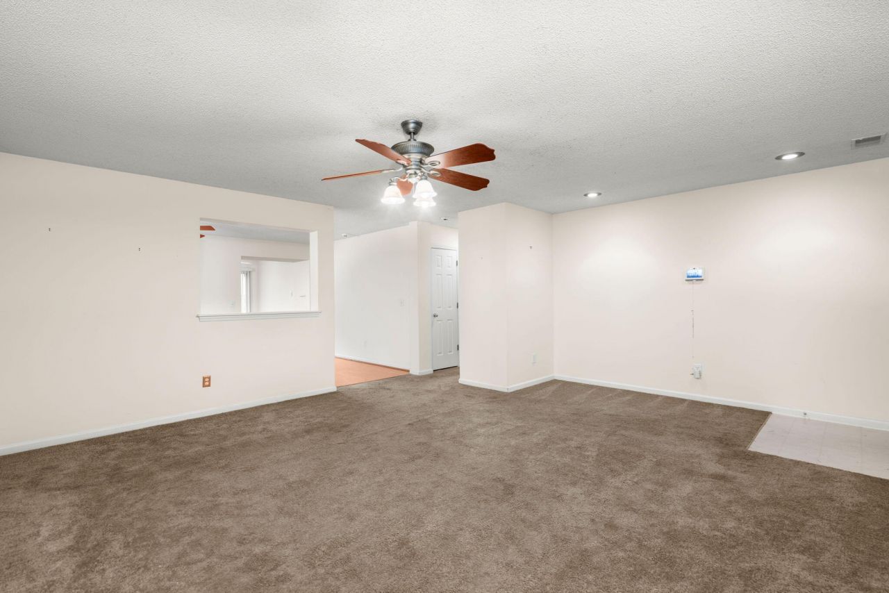 7954 Long Shadow Lane Photo 8