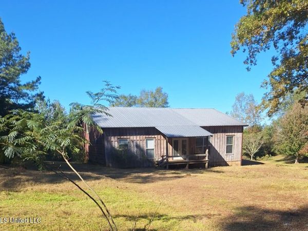 1401 Hopoca Road, Carthage, MS 39051