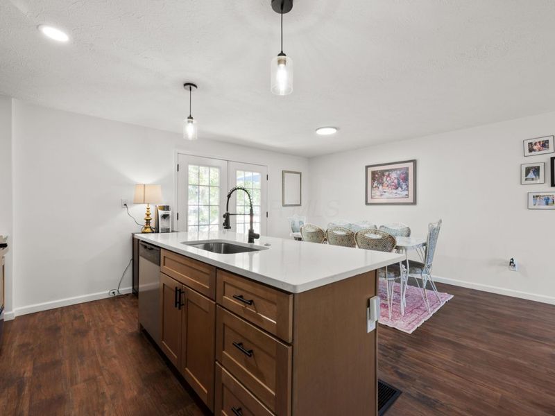 1025 Woodington Road, Westerville, OH 43081 Photo 12