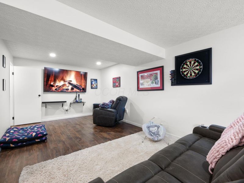 1025 Woodington Road, Westerville, OH 43081 Photo 13