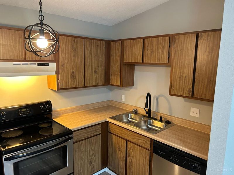 2150 Augusta Boulevard, Unit 120, Fairfield, OH 45014 Photo 8