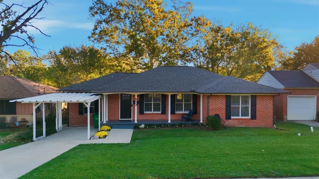 653 Kessler Boulevard, Sherman, TX 75092 Main Photo