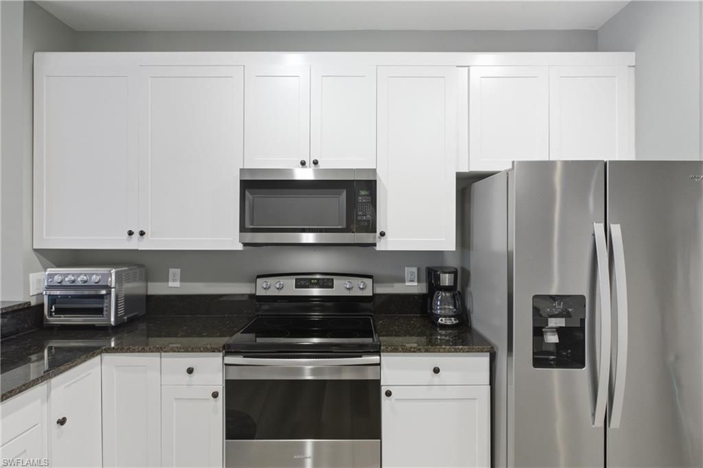 8461 Village Edge Cir, Unit 2, Fort Myers, FL 33919 Photo