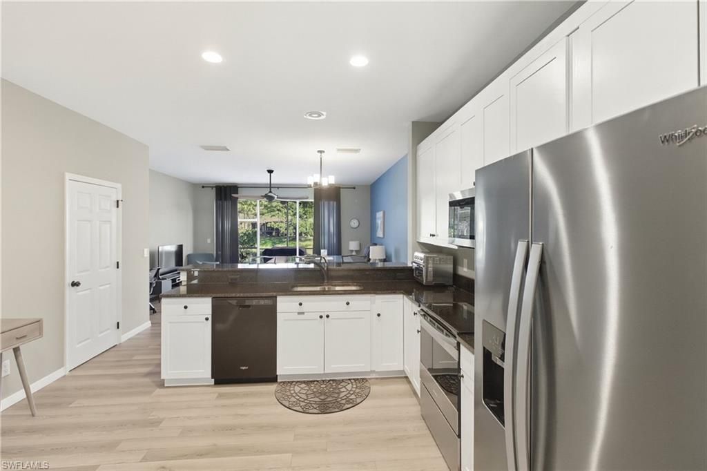 8461 Village Edge Cir, Unit 2, Fort Myers, FL 33919 Photo