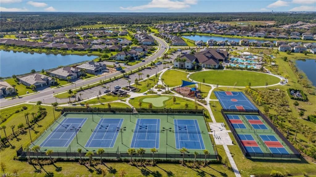 13826 Hunter Oak Dr, Fort Myers, FL 33913 Photo